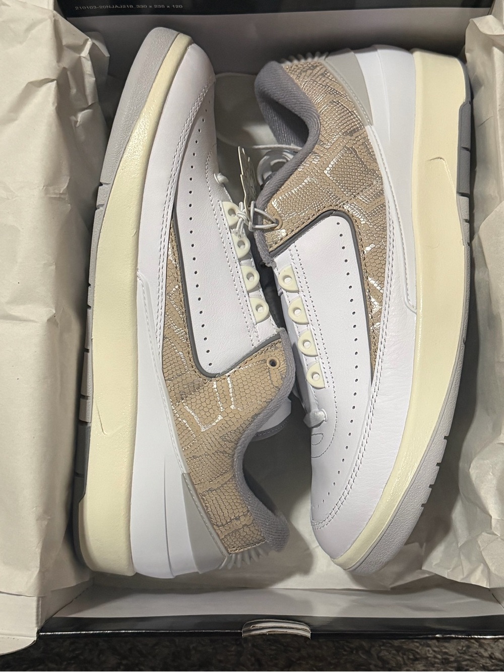 Air Jordan 2 Retro Low “Python” Size 11